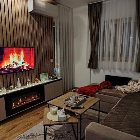 Nit アパート ズラティボール